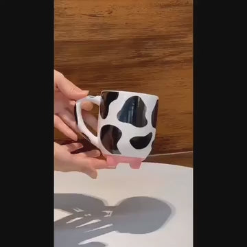 🐄 Cute Cow Mug – The Perfect Cup for Coffee Lovers! ☕✨
